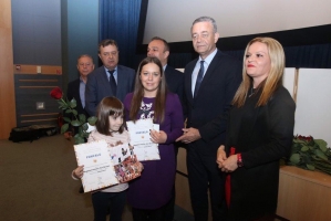 IMG-2477bc9eb217b87843d9035ad24acdb3-V